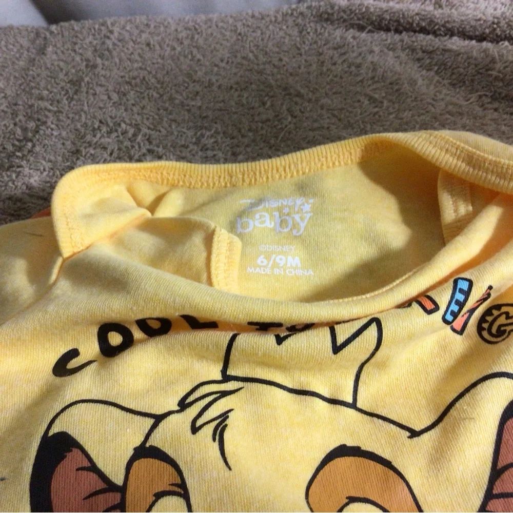 Disney Yellow & Orange Lion Print Kids One-Piece Bodysuits
